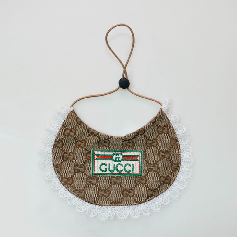 Gucci Pet Drool Wipes  (4)